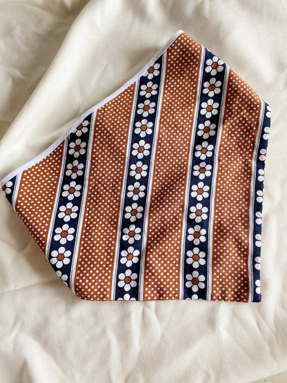 Triangle Head Scarf - Vintage Fabric Daisies & Spots